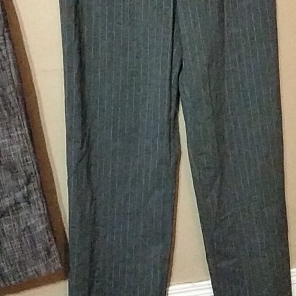 Dress pants bundle of 2 - Picture 9 of 14
